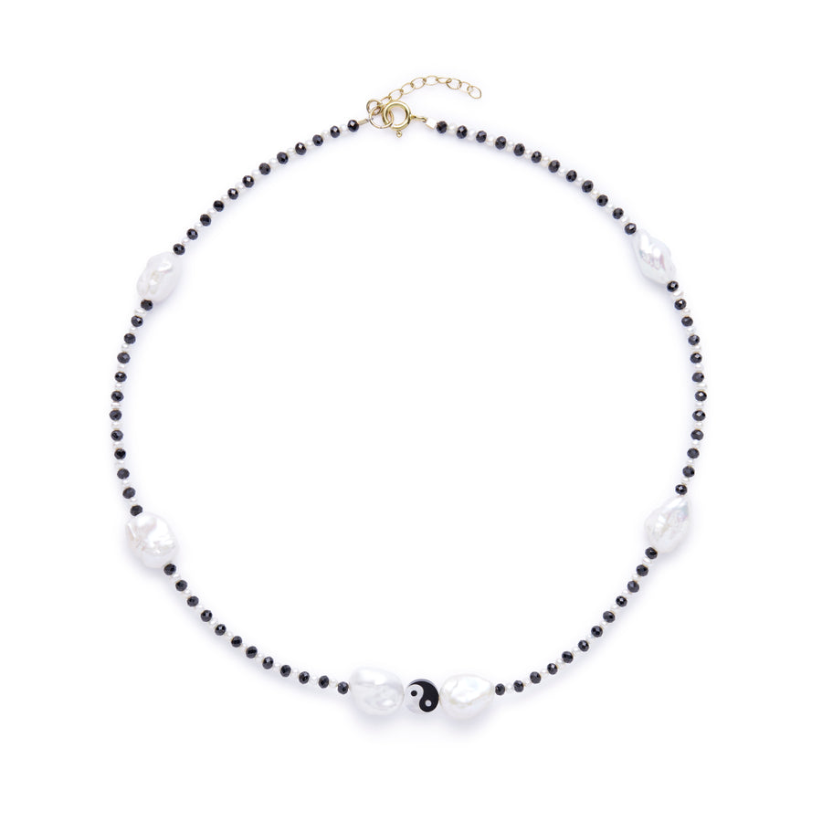 Balance necklace