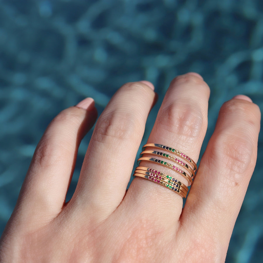 Kirsten ring (rainbow stones)