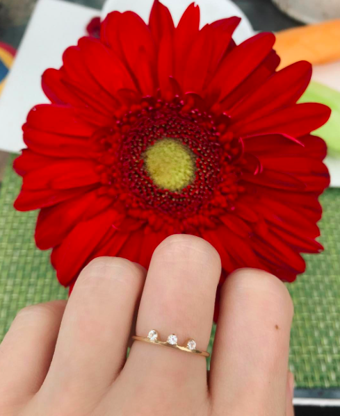 Lily ring (white topaz)